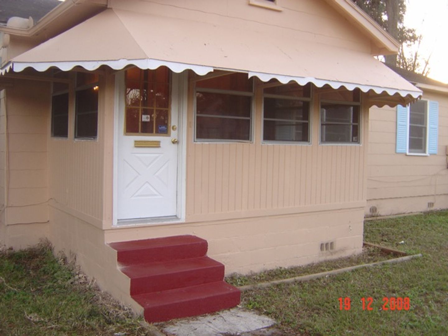 Jacksonville House: 154 East 44th St.