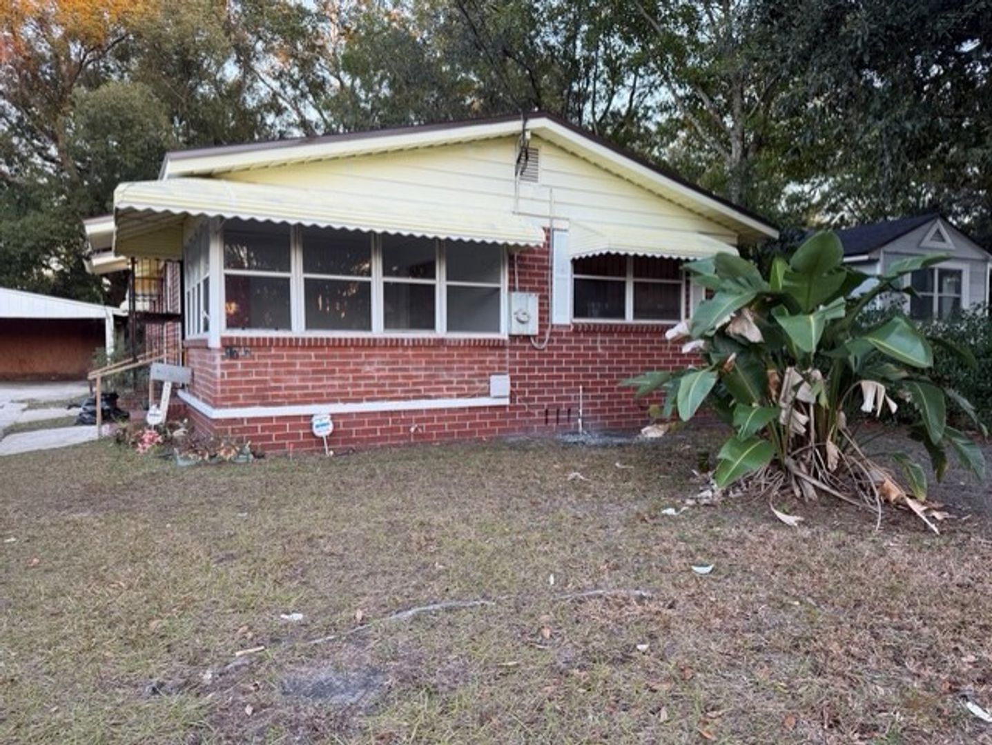 Jacksonville House: 1727 Campus St