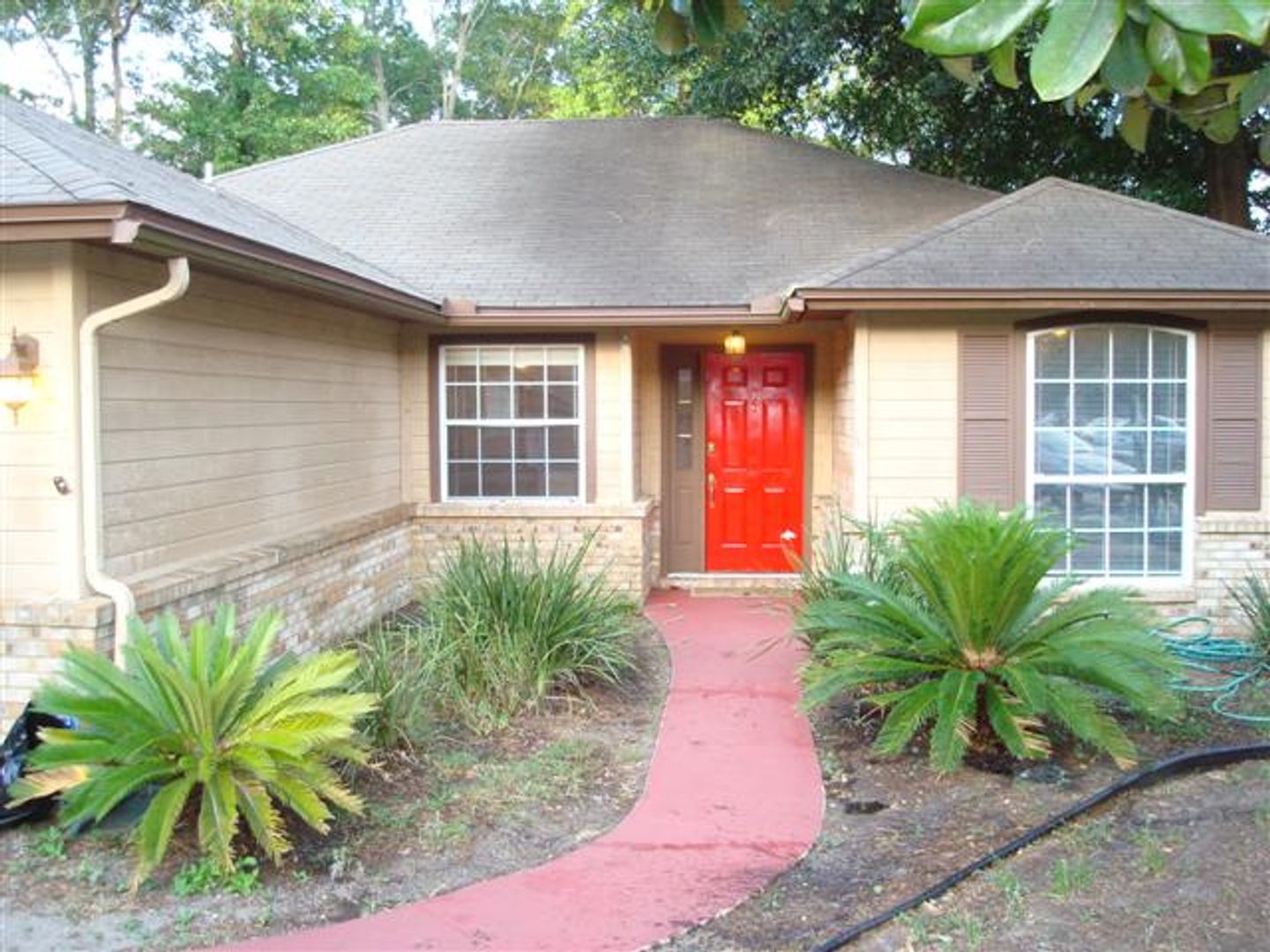Jacksonville House: 2440 San Sago Ln