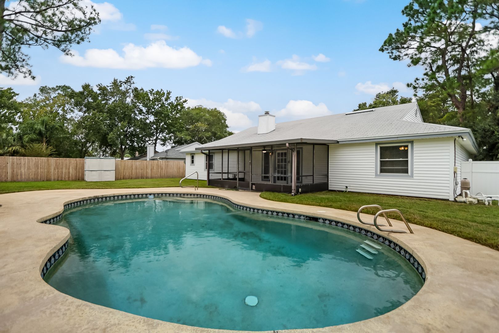 Jacksonville House: 10855 Mandarin Station Dr. W.