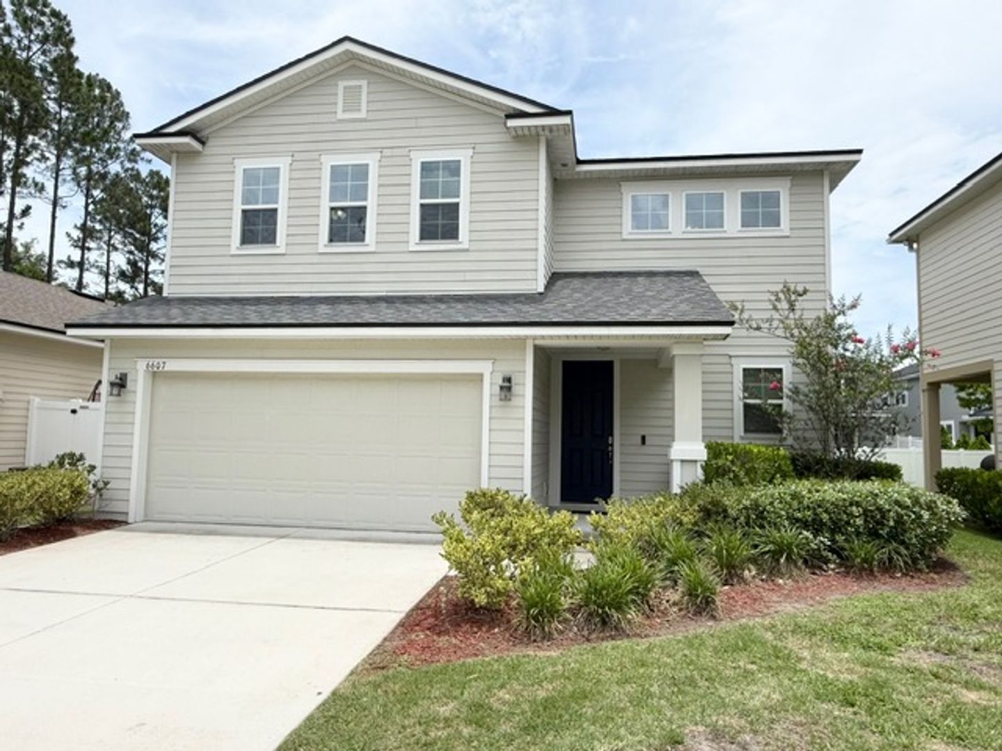 Jacksonville House: 6607 Azalea Park Road