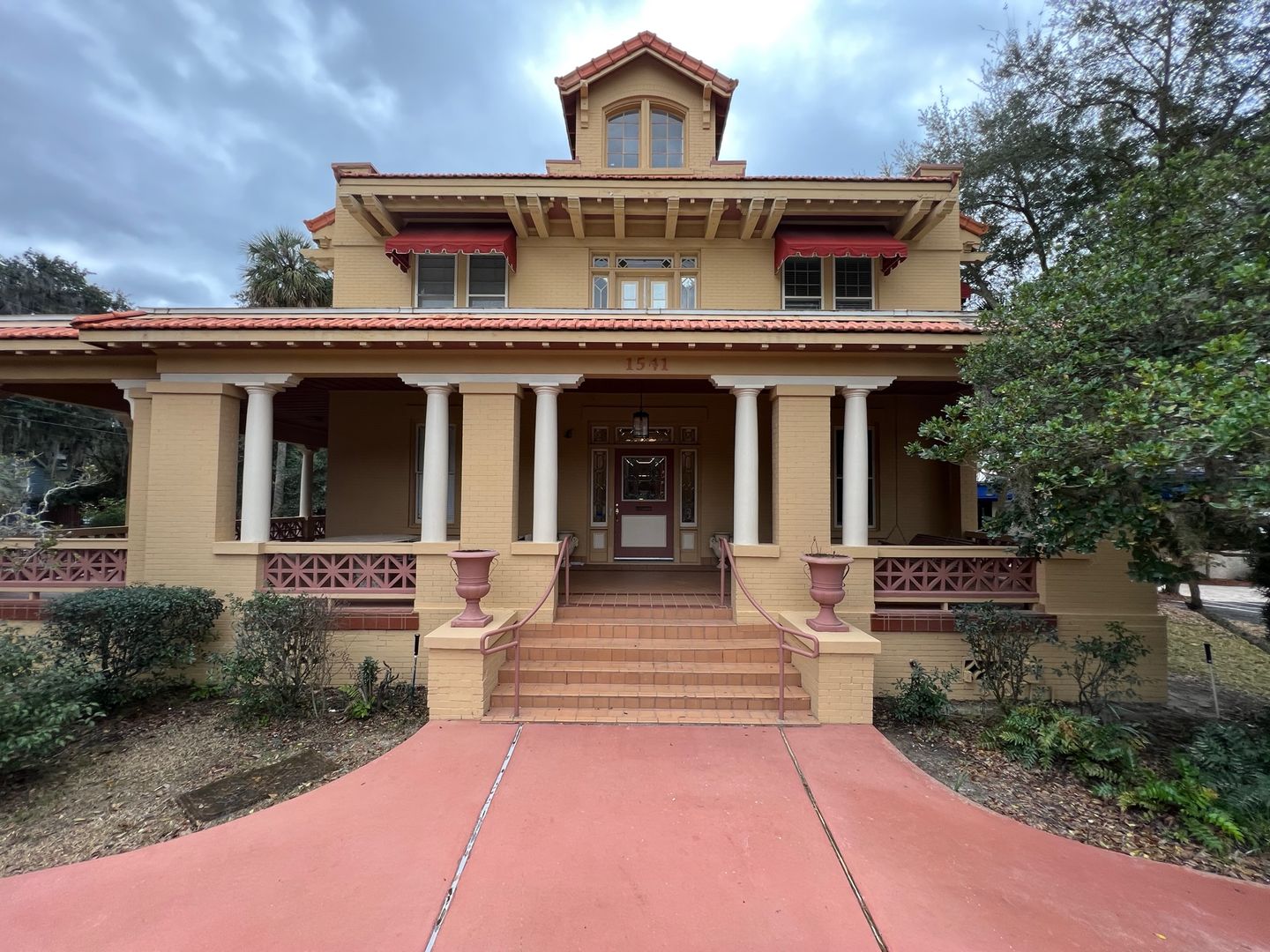 Gallery Image 17