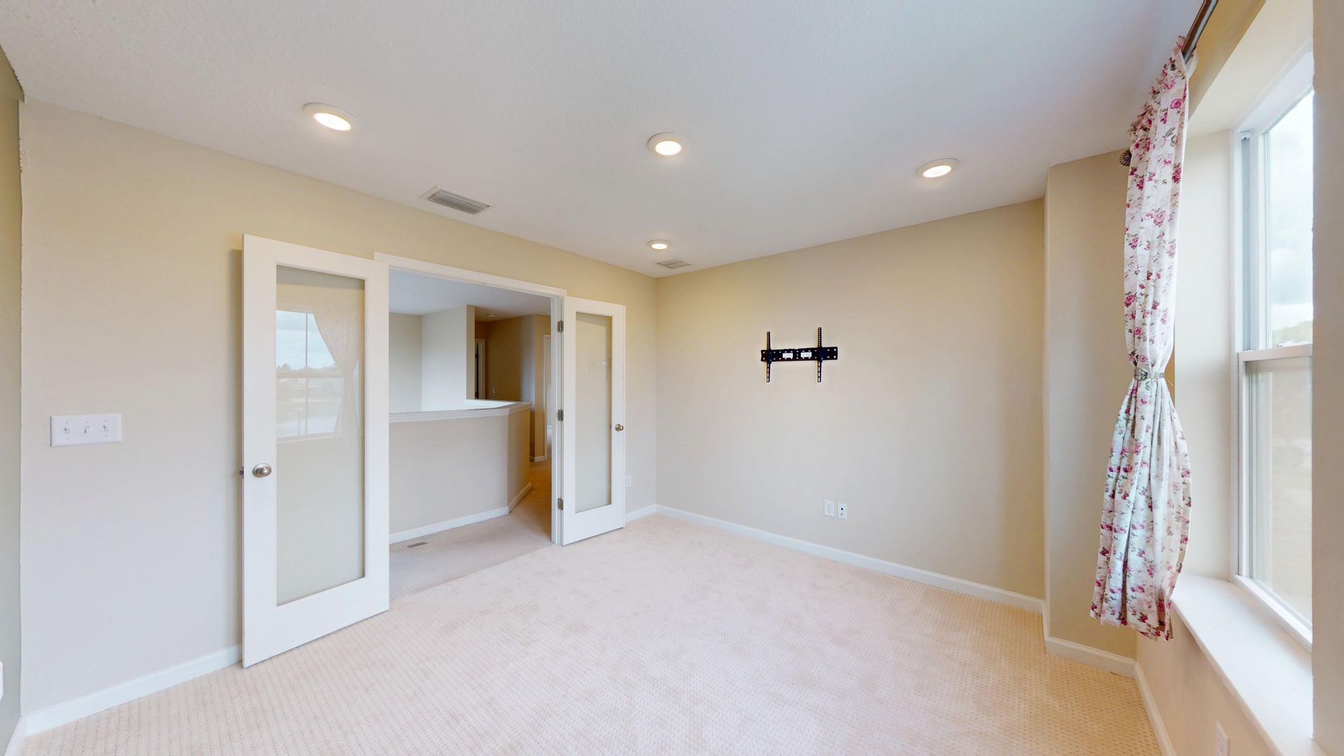 Gallery Image 18