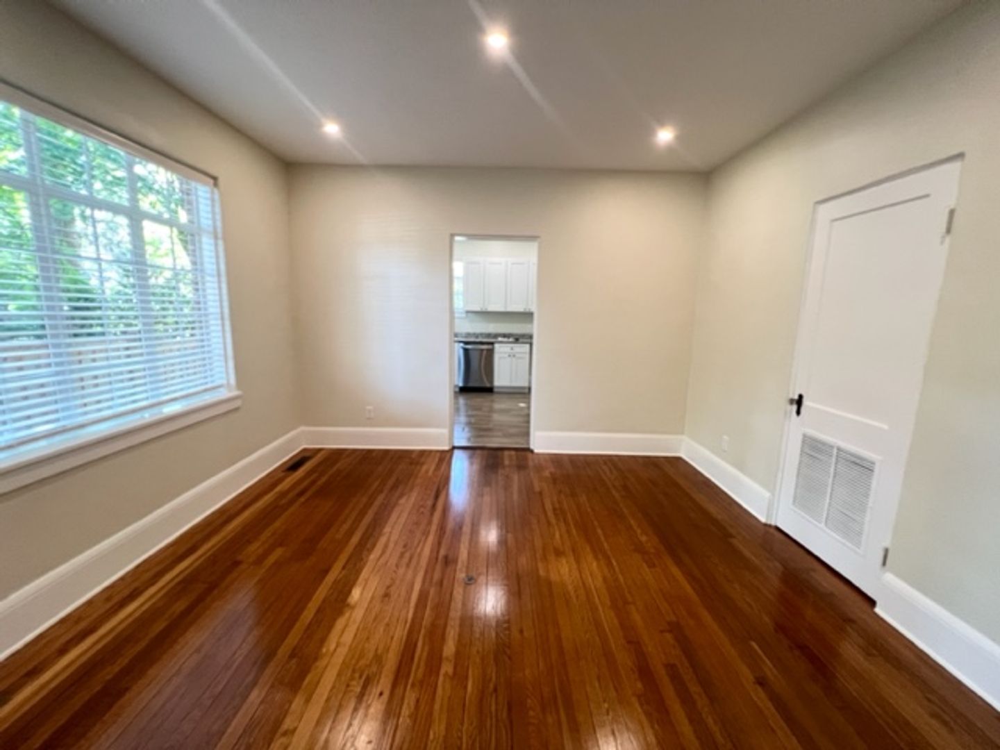 Gallery Image 19