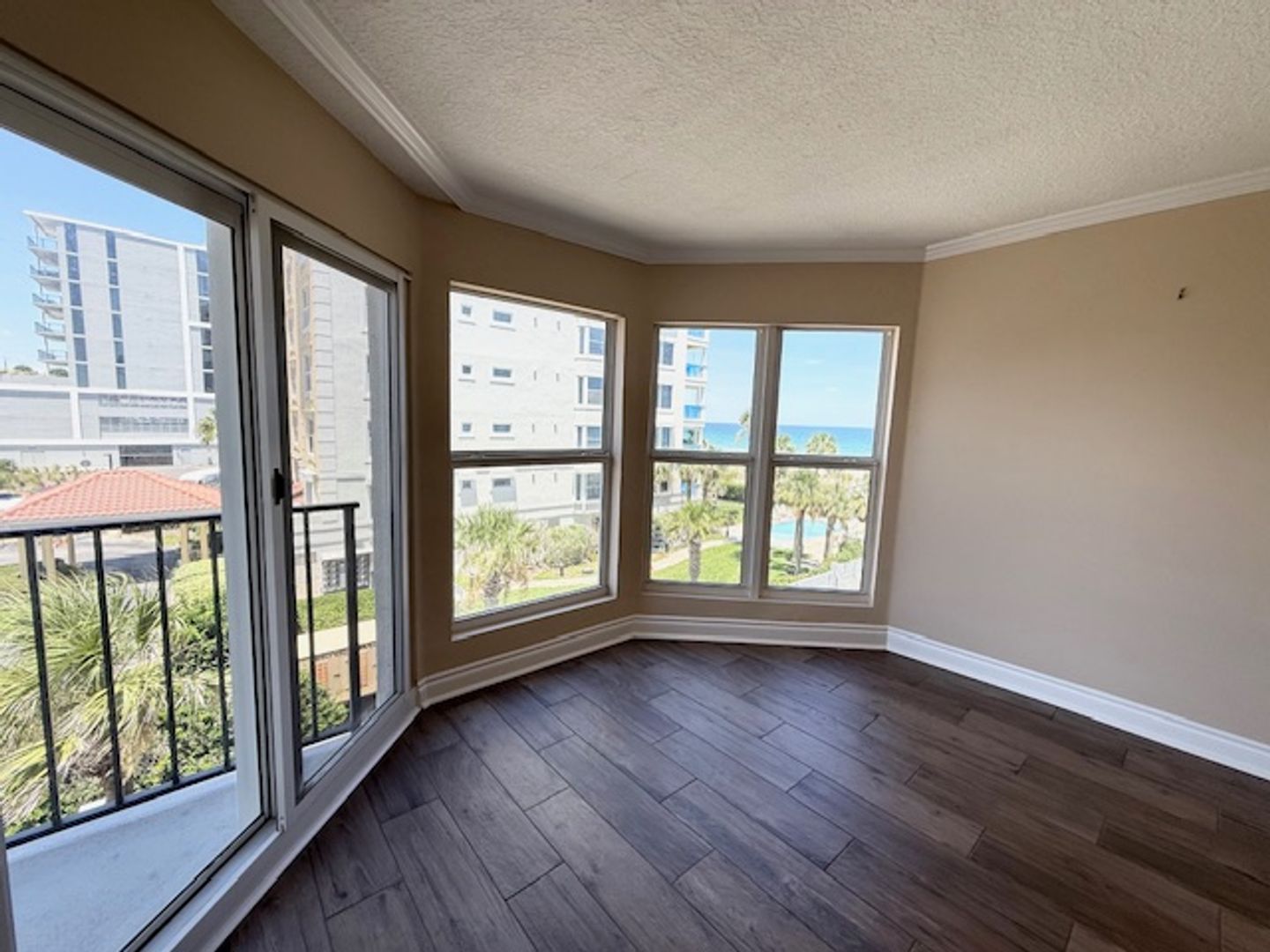Jacksonville Beach Condo: 1551 S 1st St #301