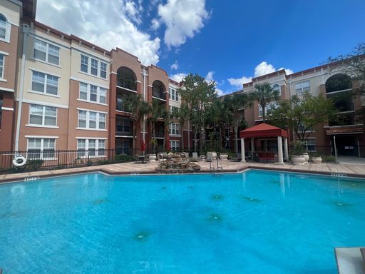 Beautiful 1-Bedroom Condo in the Heart of St. Johns Town Center! – photo 1