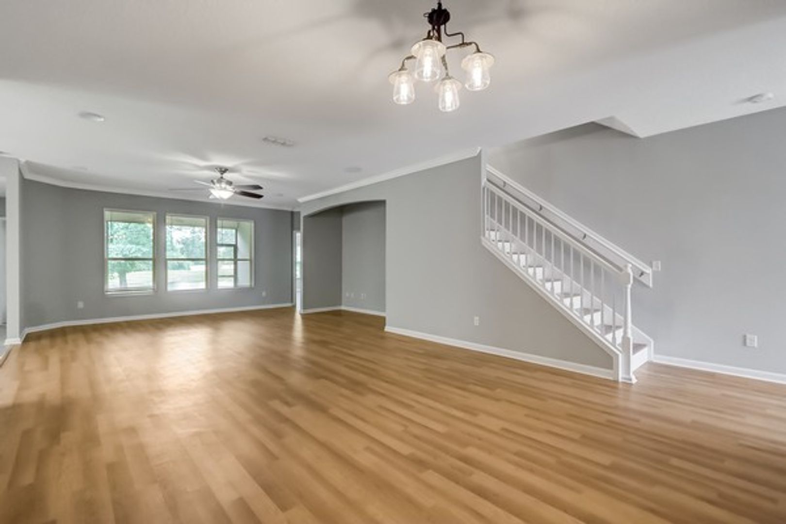 Jacksonville House: 412 Chattan Way