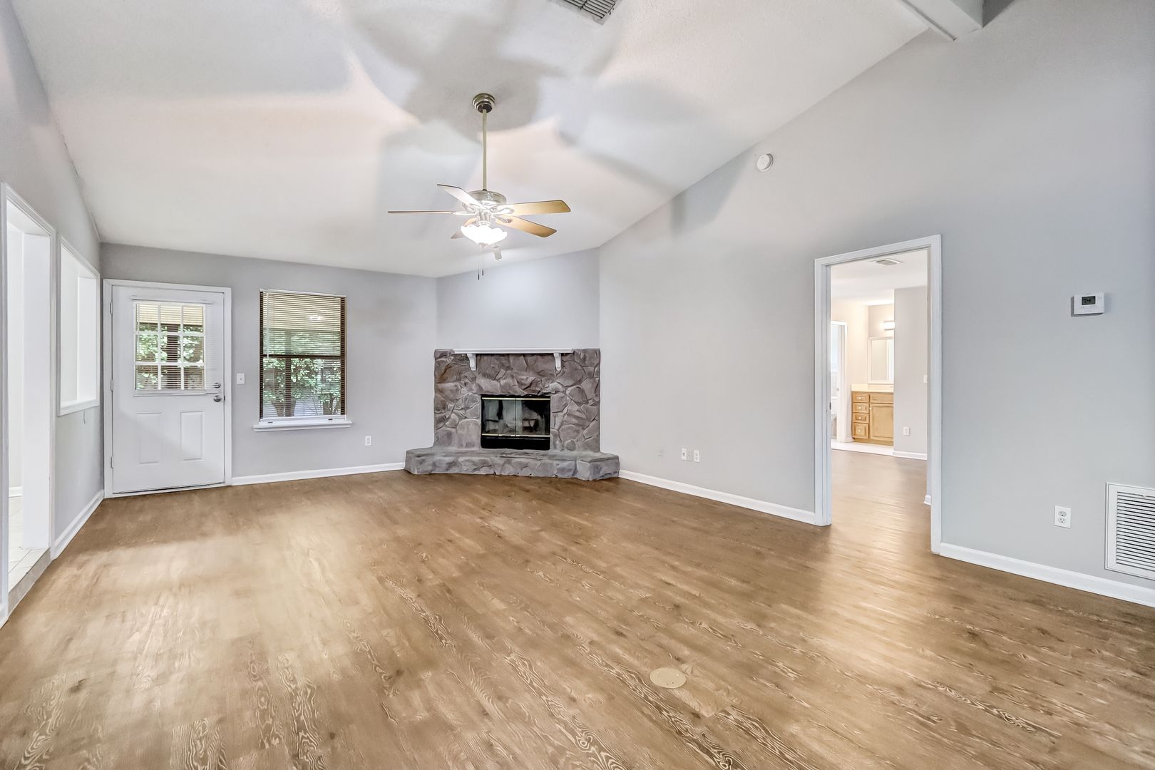 Jacksonville House: 10460 Roxbury Lane