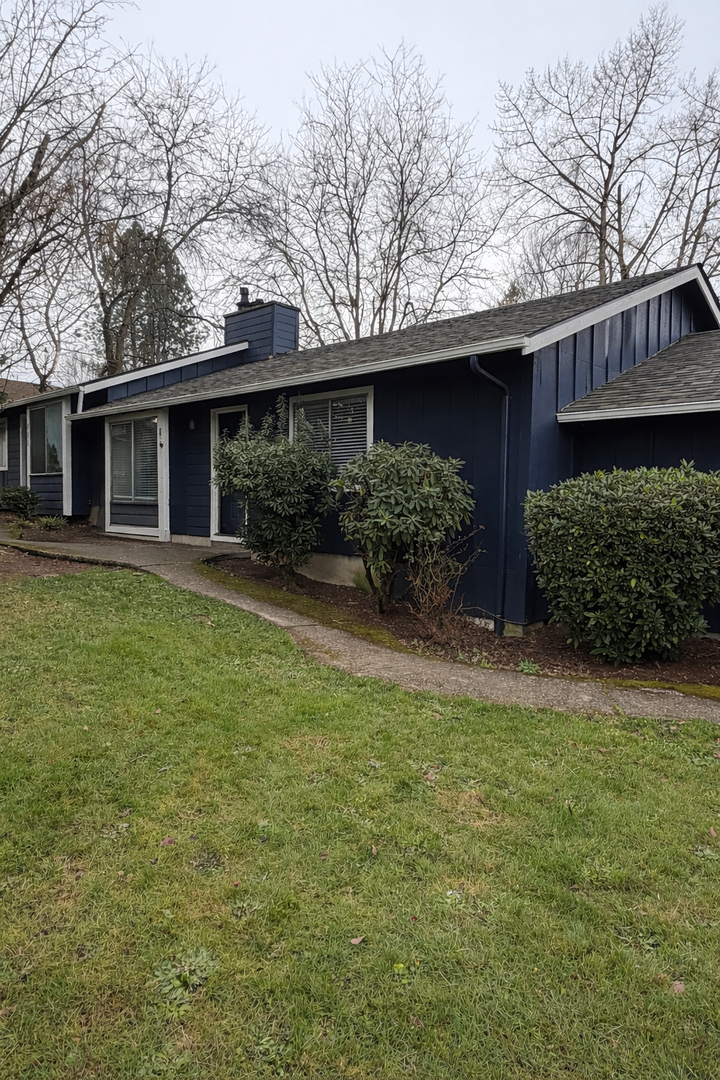 Tualatin Apartment: 19731-19761 SW 68th Ave