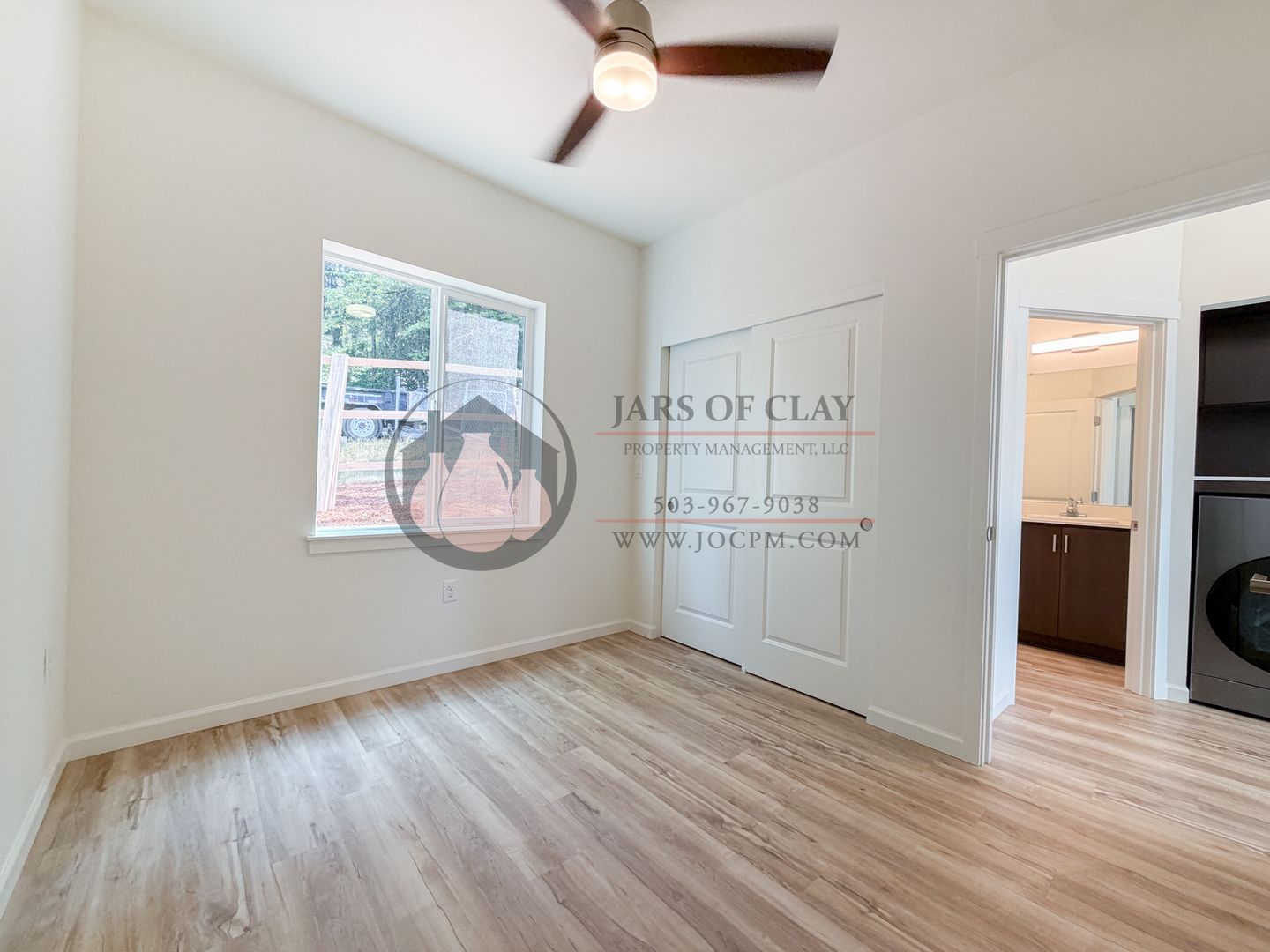 2026-1809 - 2528 - Schurman Cottages 7 of 9