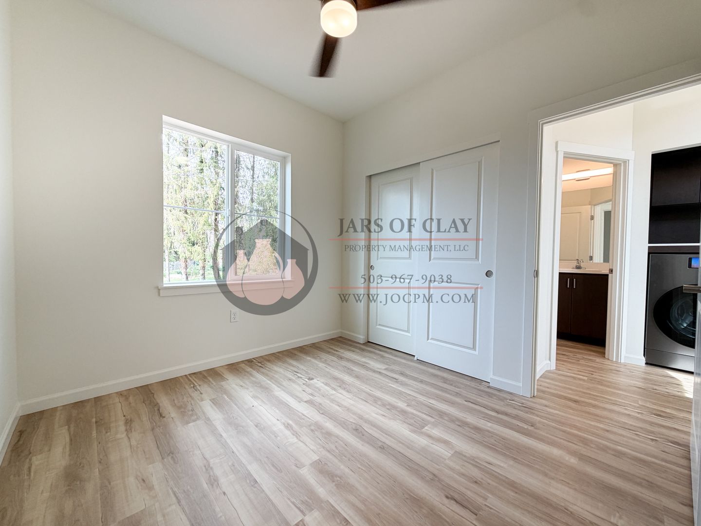 2026-1809 - 2584 - Schurman Cottages 6 of 9