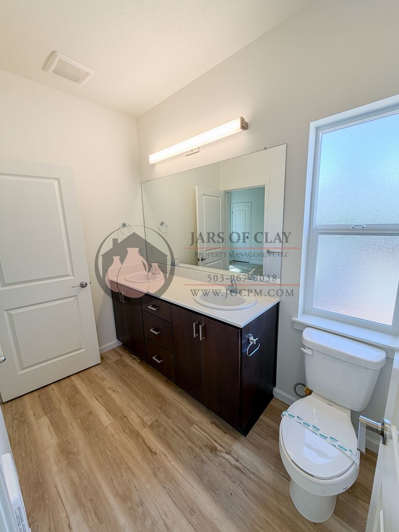2026-1809 - 2560 - Schurman Cottages 5 of 10