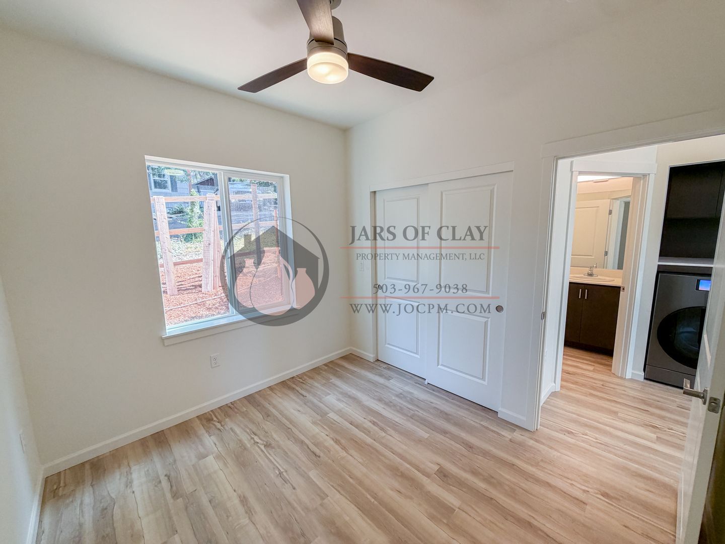2026-1809 - 2520 - Schurman Cottages 7 of 9