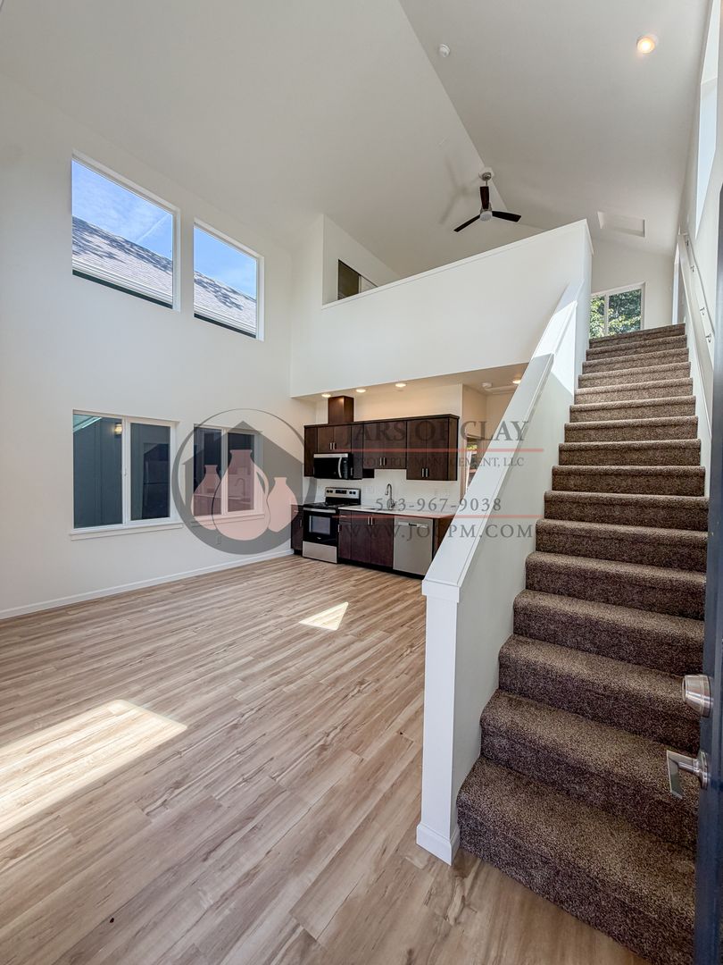 2026-1809 - 2520 - Schurman Cottages 2 of 9