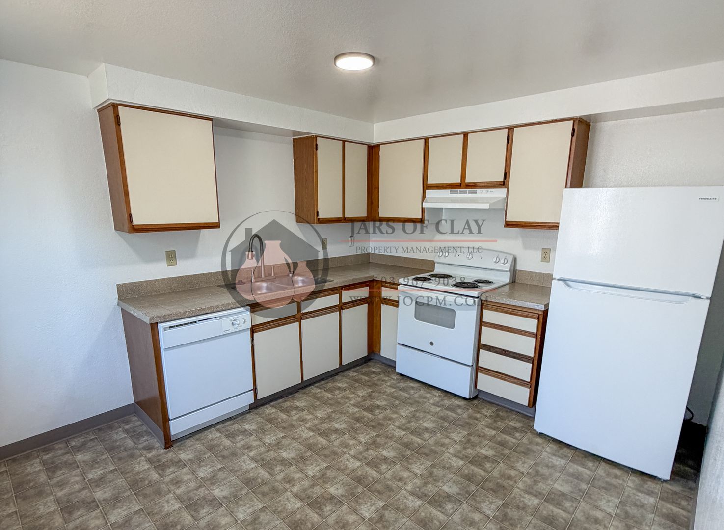 1/2 Off First Full Month's Rent | 2 Bed/1 Bath in Keizer | Ground Floor | W/D Hookups 3 of 7
