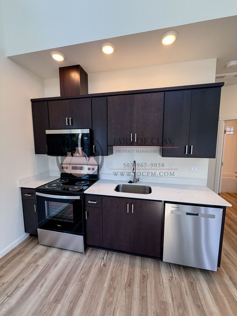 2026-1809 - 2512 - Schurman Cottages 3 of 9