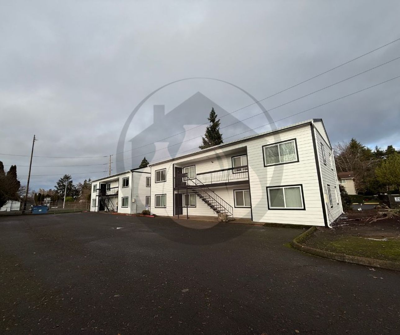 Salem Apartment: 1723-1727 Park Ave NE