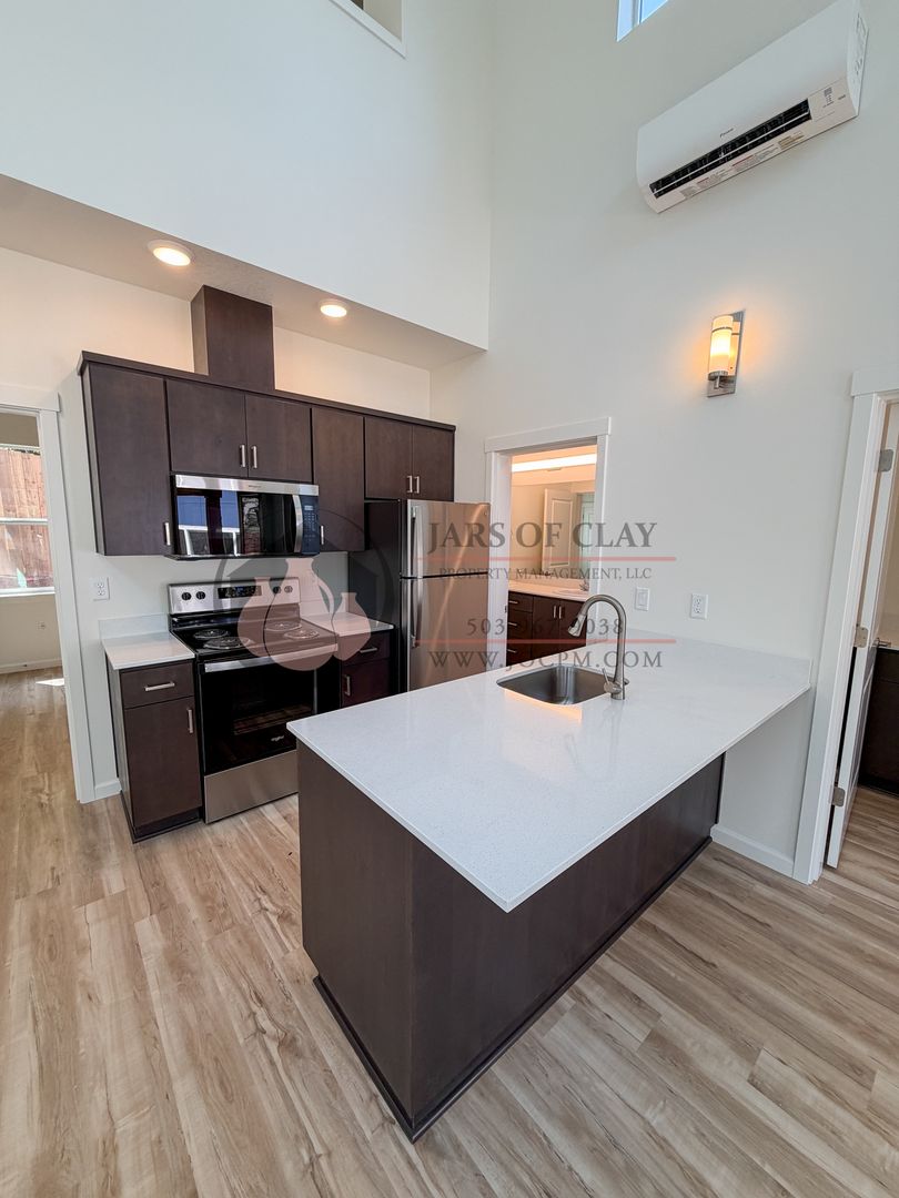 2026-1809 - 2560 - Schurman Cottages 4 of 10