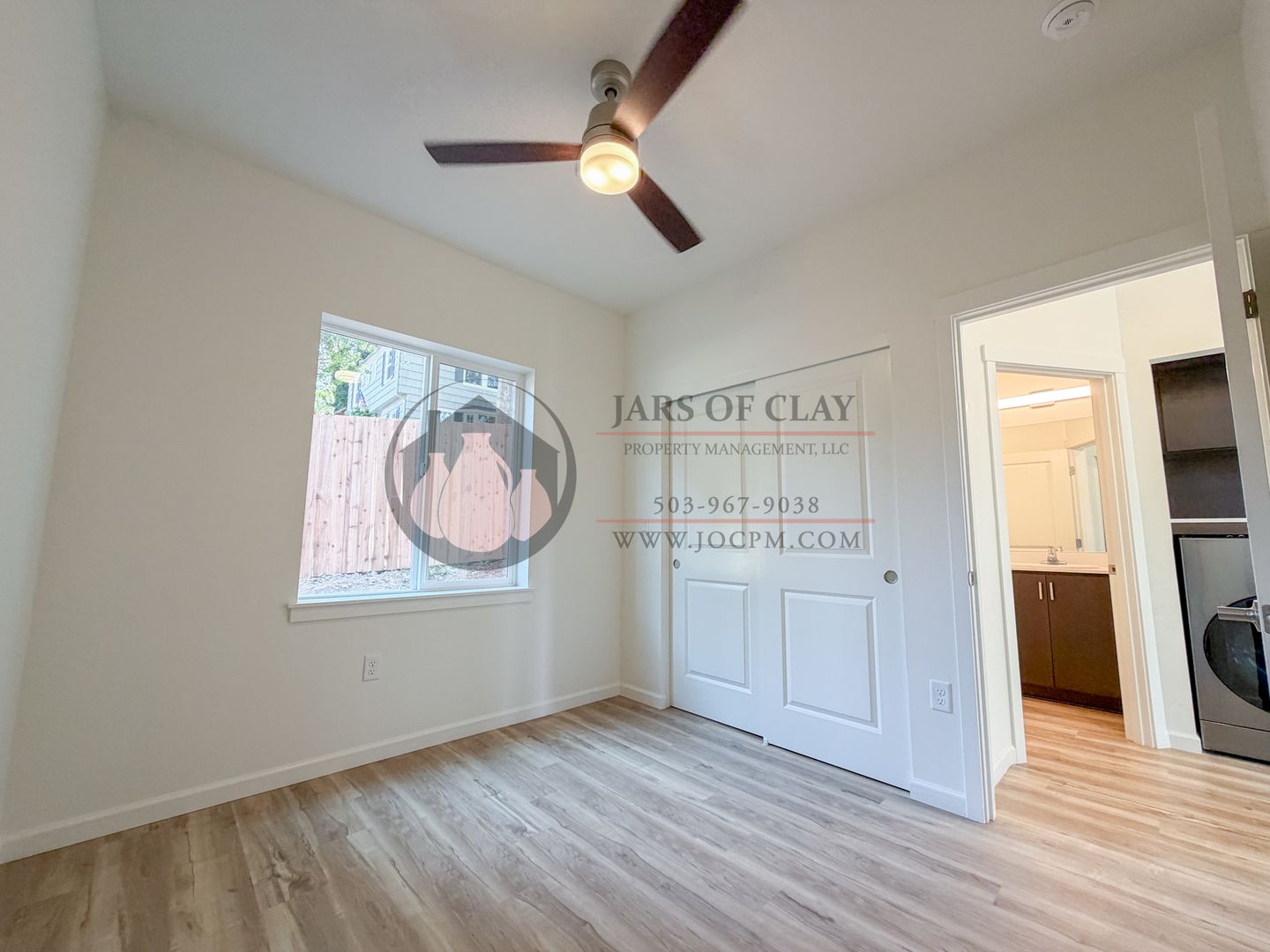 2026-1809 - 2512 - Schurman Cottages 7 of 9