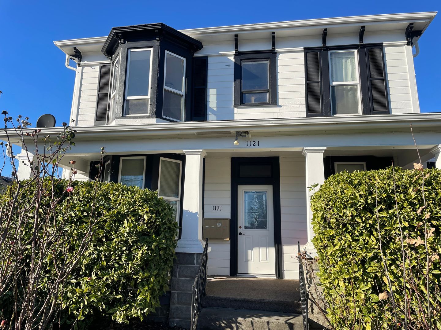 McMinnville Apartment: 1121 NE Baker St #1-4