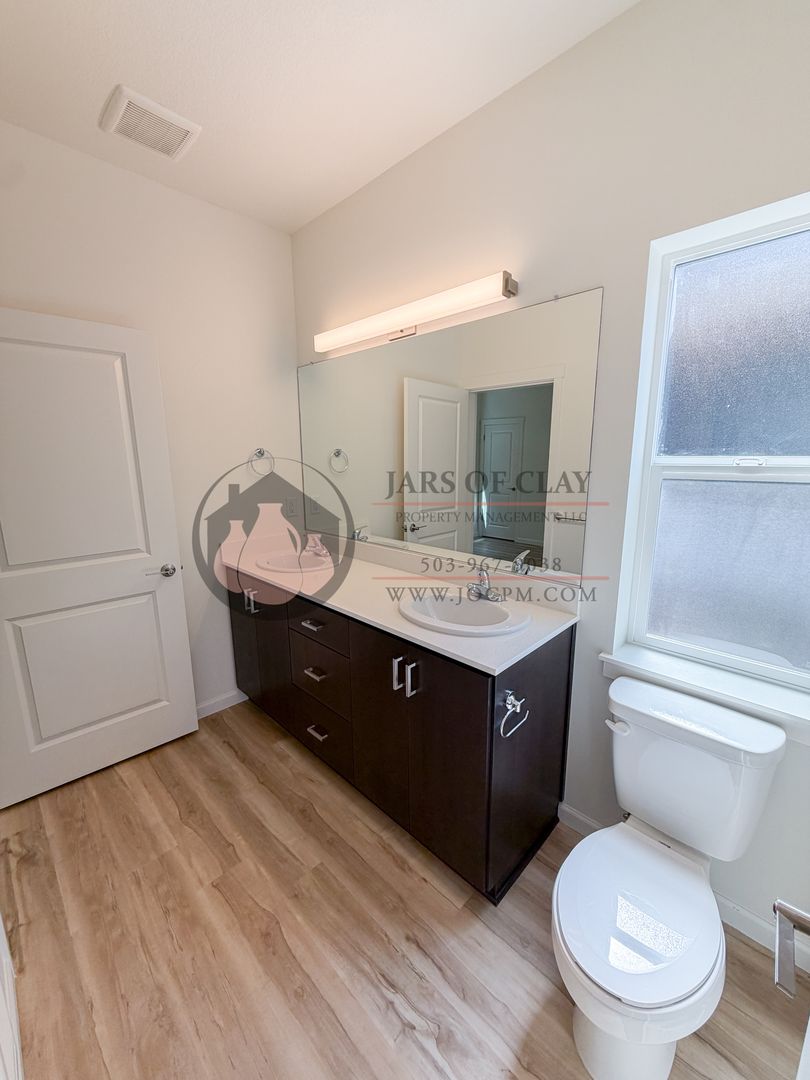 2026-1809 - 2536 - Schurman Cottages 5 of 10