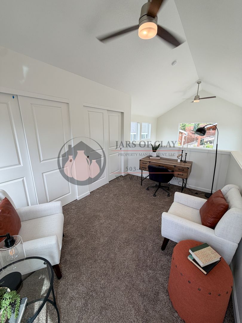 2026-1809 - 2592 - Schurman Cottages 10 of 11