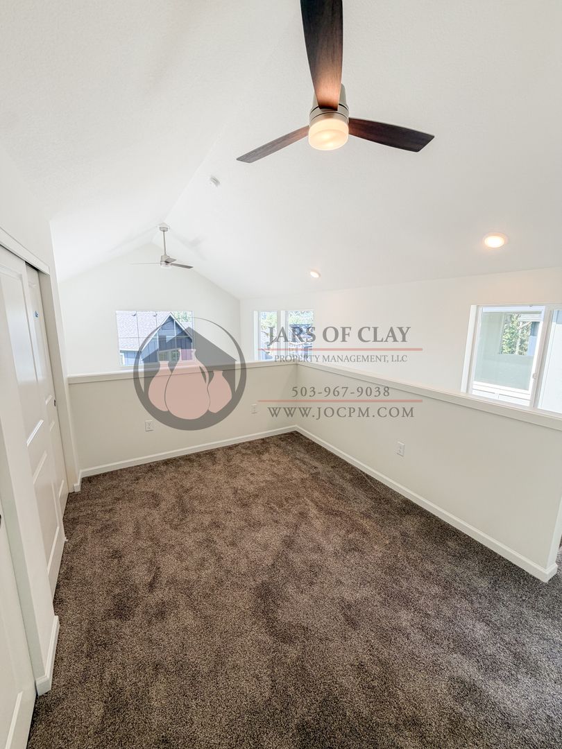 2026-1809 - 2536 - Schurman Cottages 10 of 10