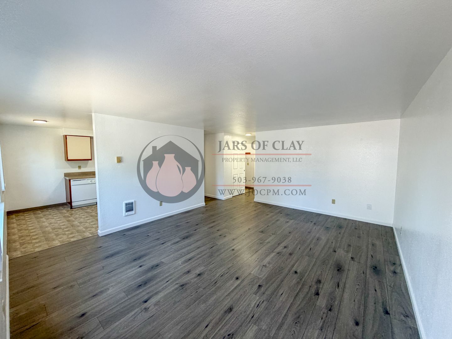 1/2 Off First Full Month's Rent | 2 Bed/1 Bath in Keizer | Ground Floor | W/D Hookups 2 of 7