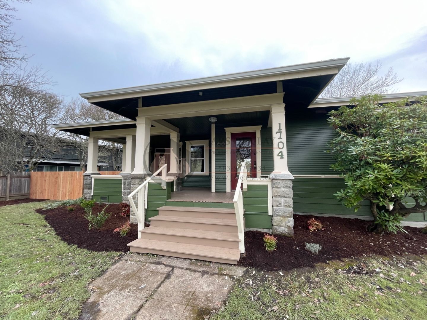 Philomath House: 1704 Applegate St