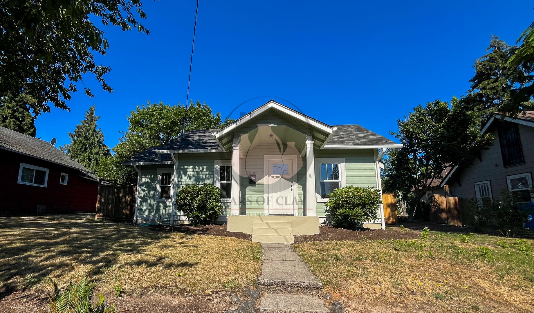 Salem House: 2125 Winter St SE