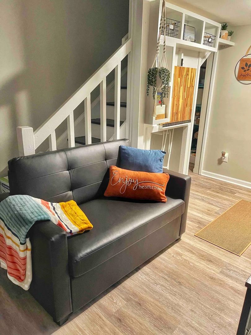 Raleigh Apartment: 211 Ashe Ave