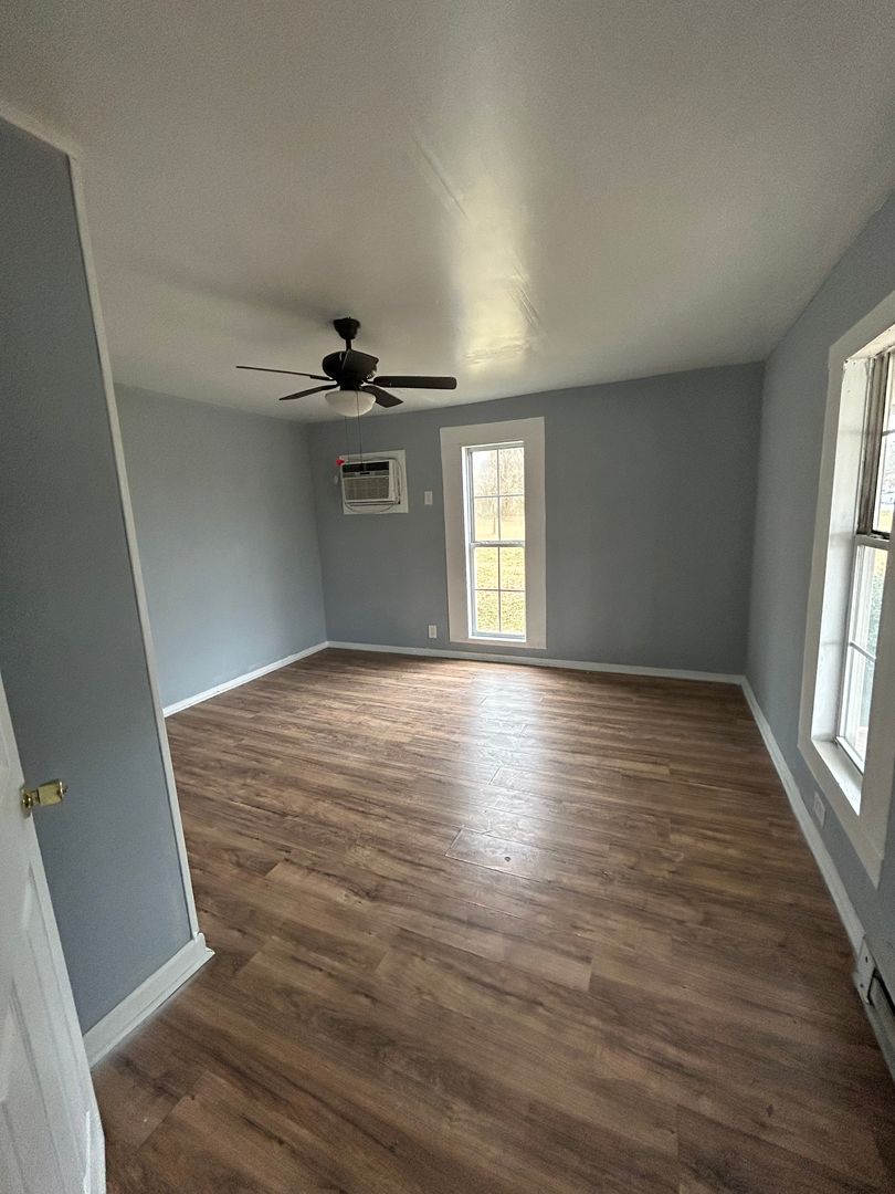 Zebulon Apartment: 1028 South Arendell Ave