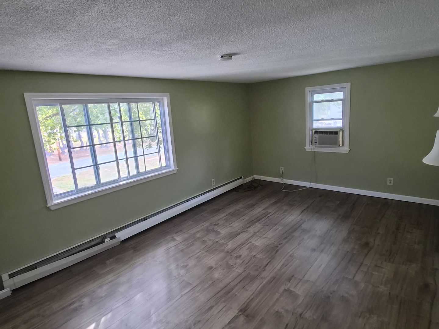 Concord Apartment: 72 Lilac St