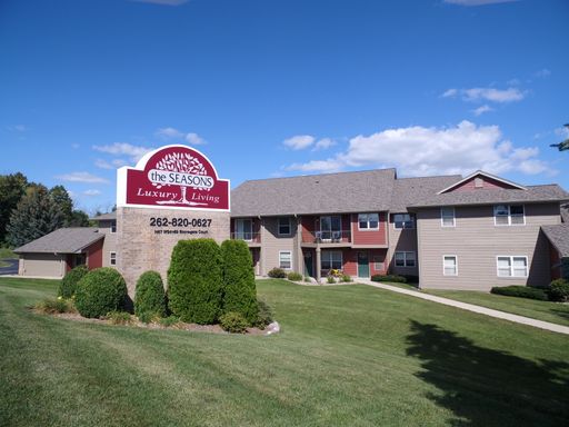 2 Bed 2 Bath Rental at N66 W24791 Stonegate Ct., Apt. 108, Sussex, WI – photo 1