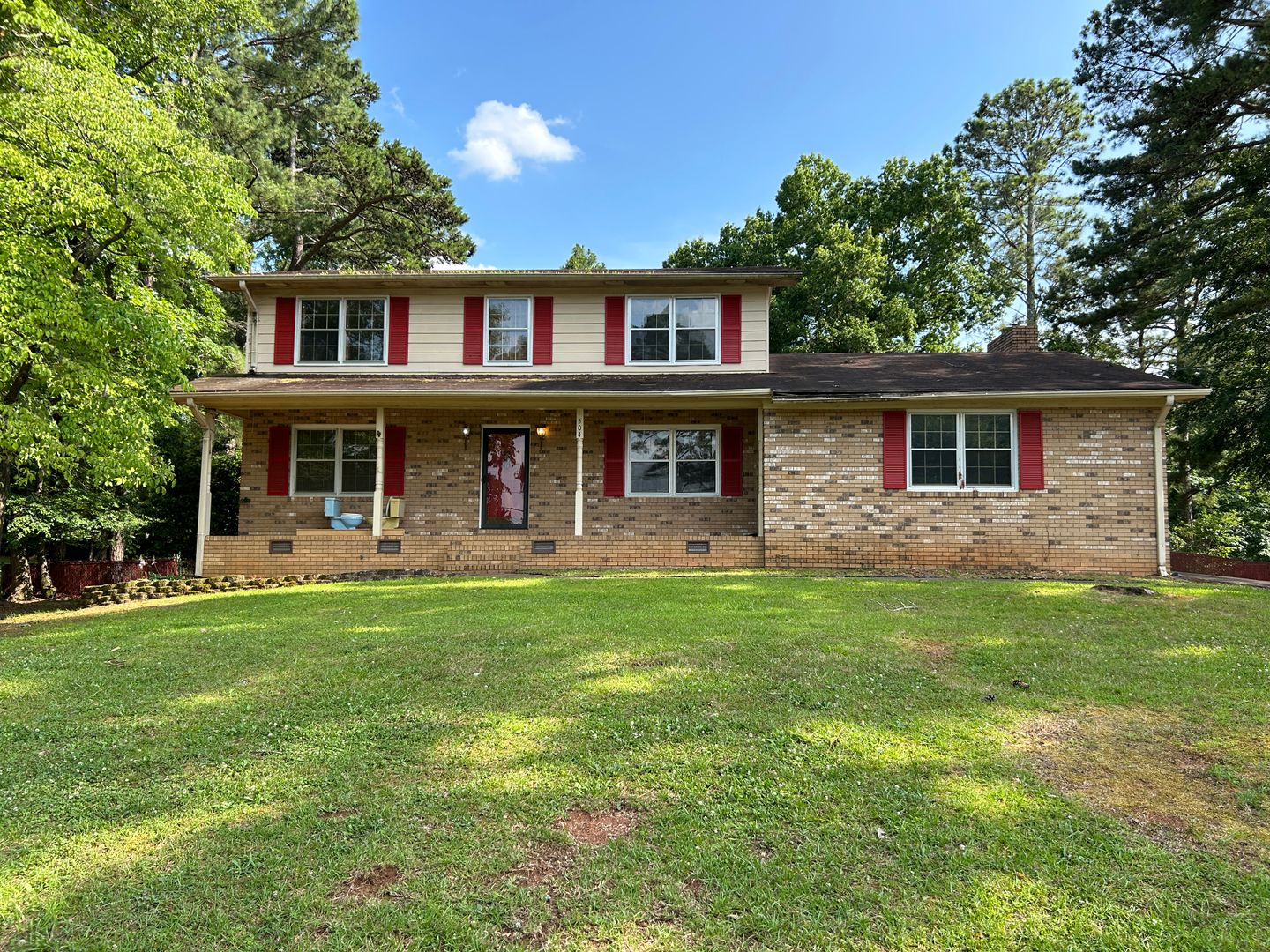 Jacksonville House: 504 Stoneybrook Drive