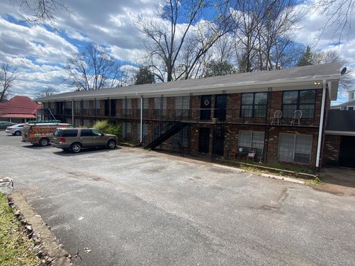 301 E Choccolocco Street #9
