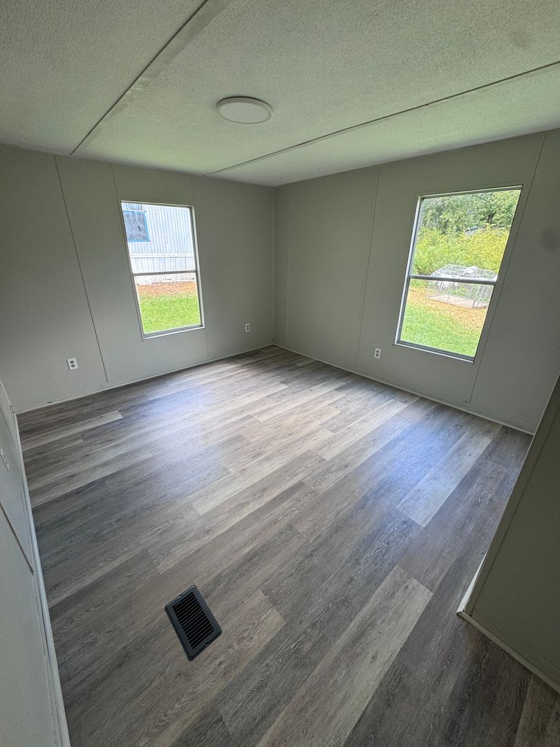 Eastaboga Apartment: King Drive