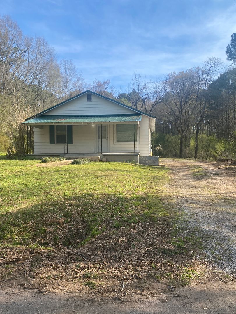 Jacksonville House: 919 Ladiga Street