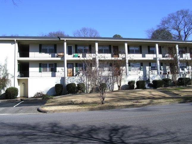 Anniston House: 1415 Christine Ave. #23