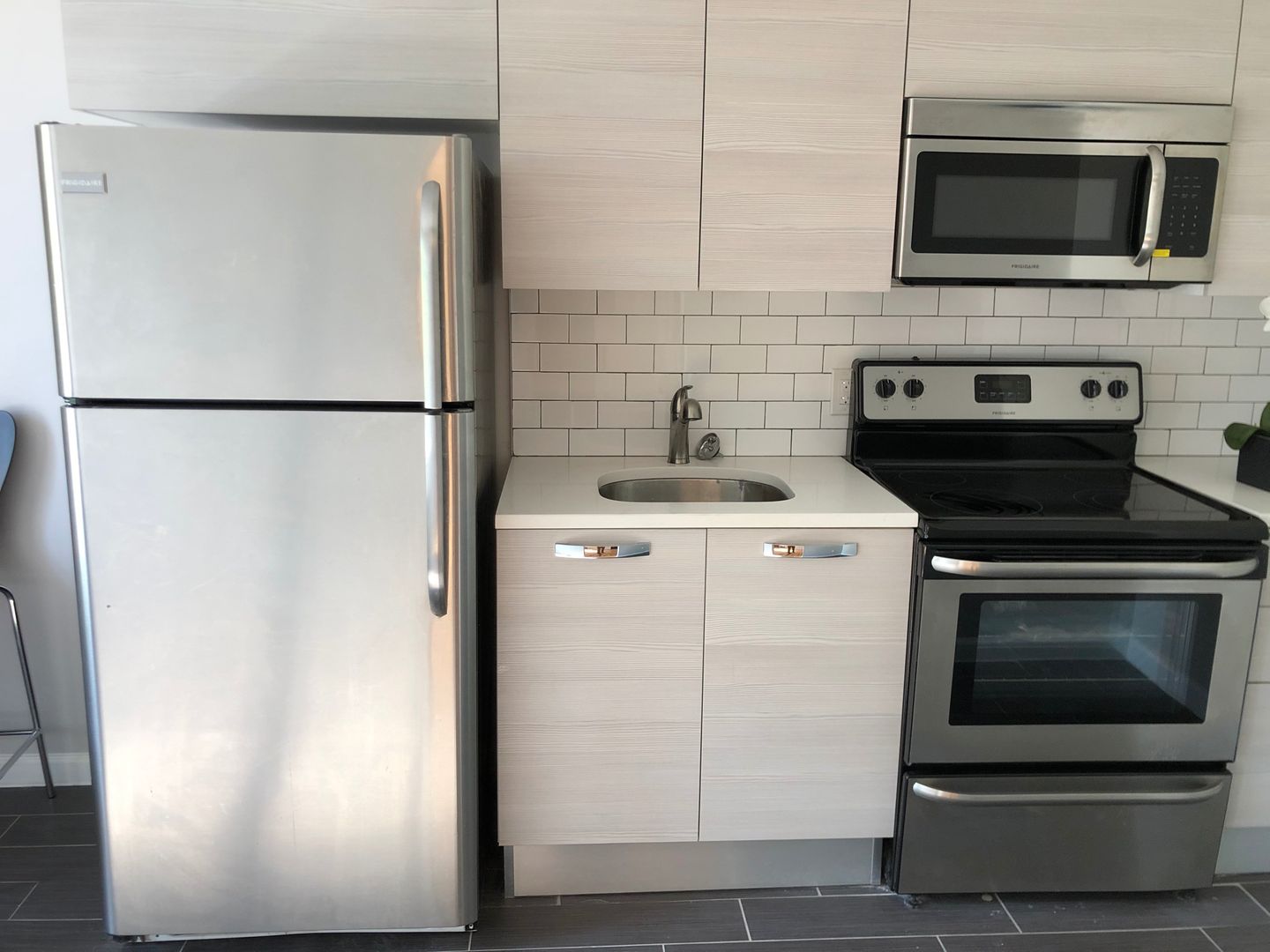 Baltimore Apartment: 231 E North Ave