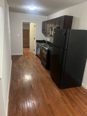 2 Bedroom Townhome – 437 Pitman Pl., Baltimore, MD 21202