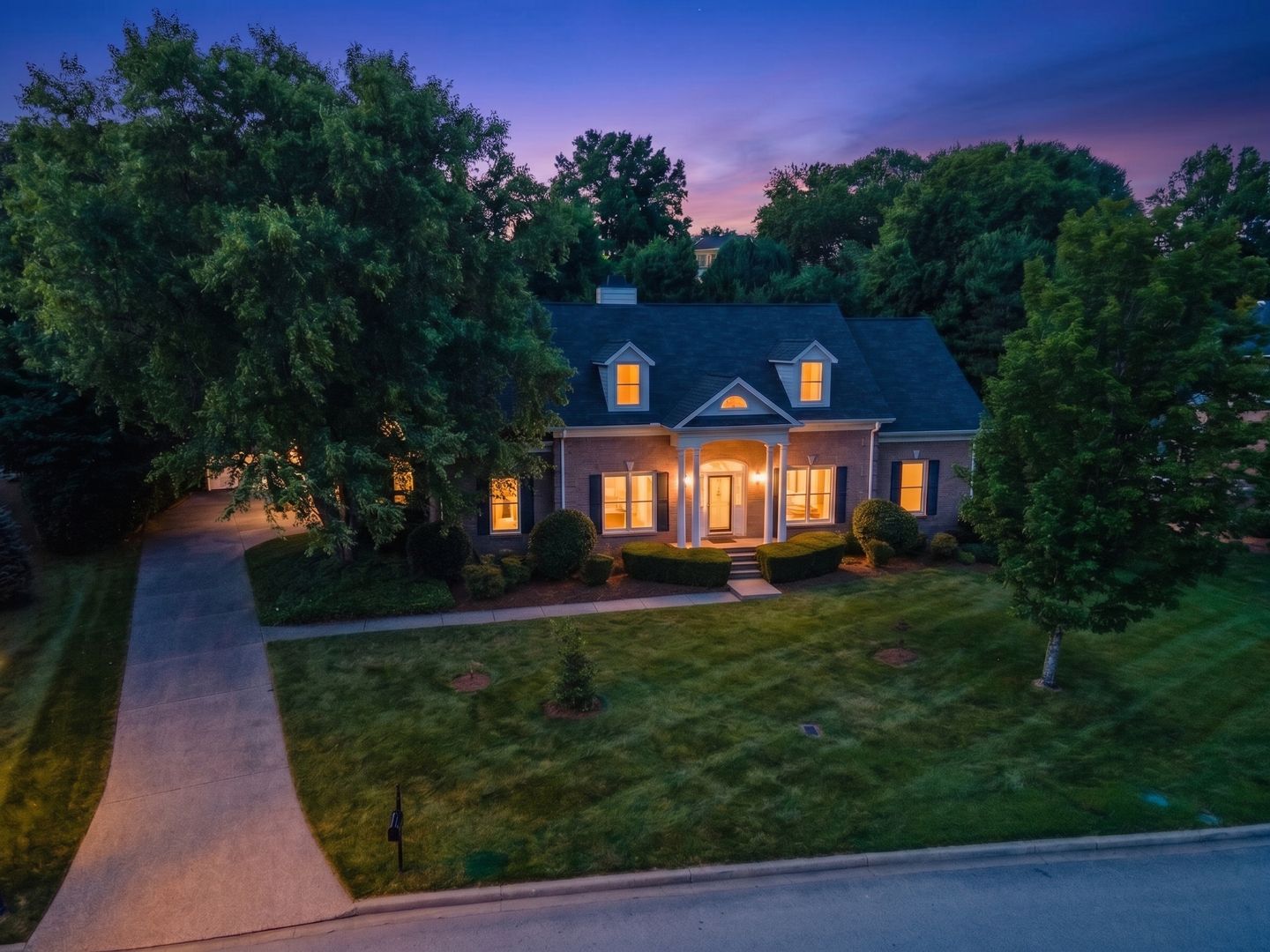 Brentwood House: 2008 Hunterwood Dr