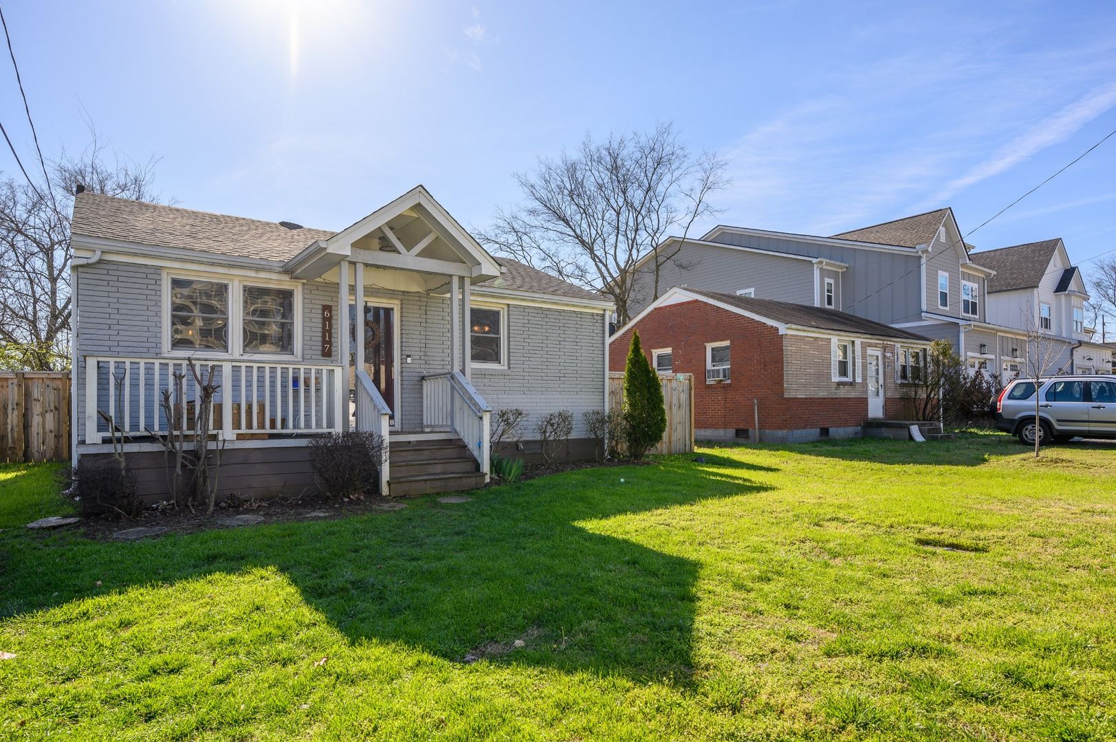 Nashville House: 6117 Louisiana Ave