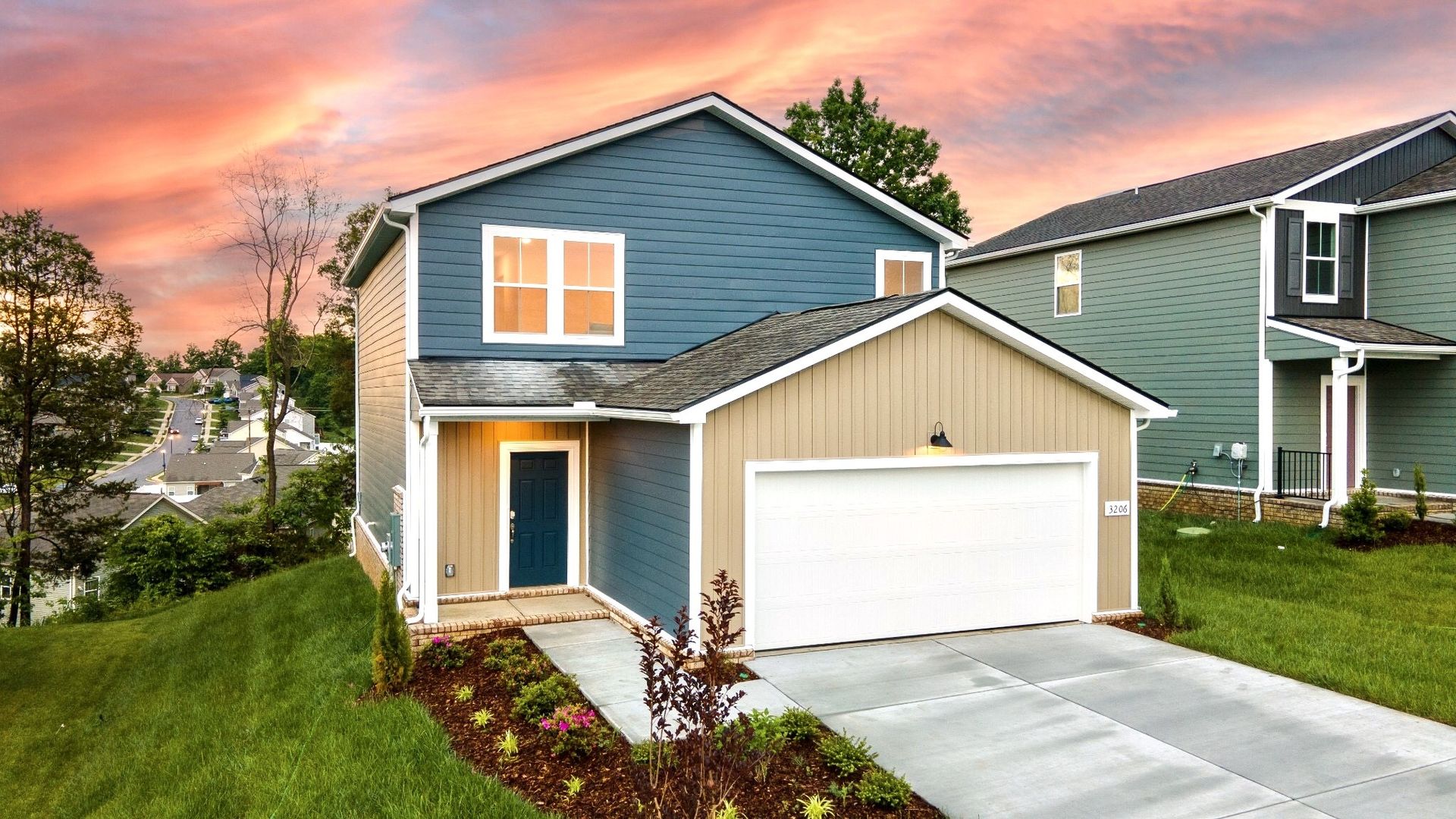Columbia House: 3206 Hearth Hollow Rd