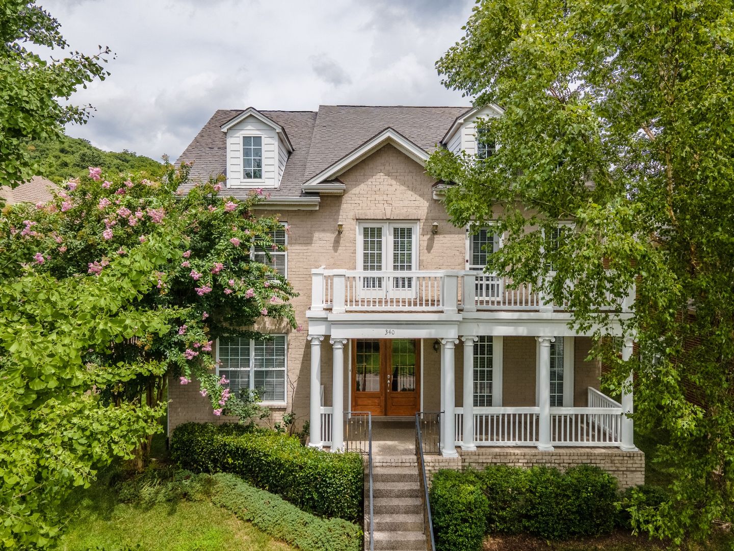 Franklin House: 340 Wandering Cir