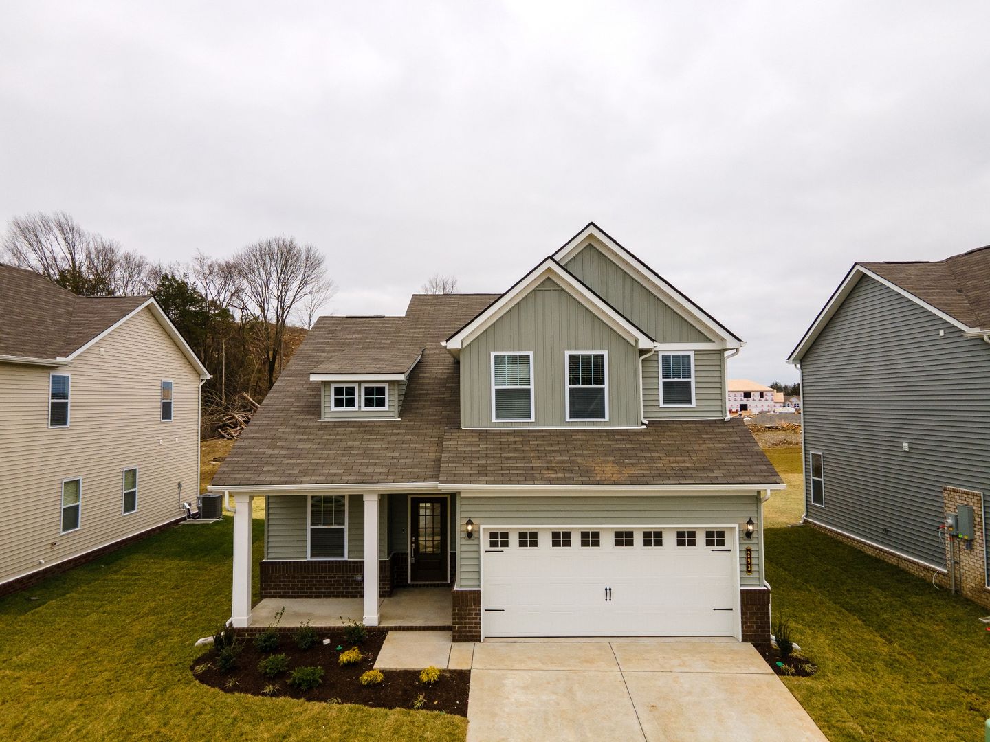 Spring Hill House: 293 Casper Drive