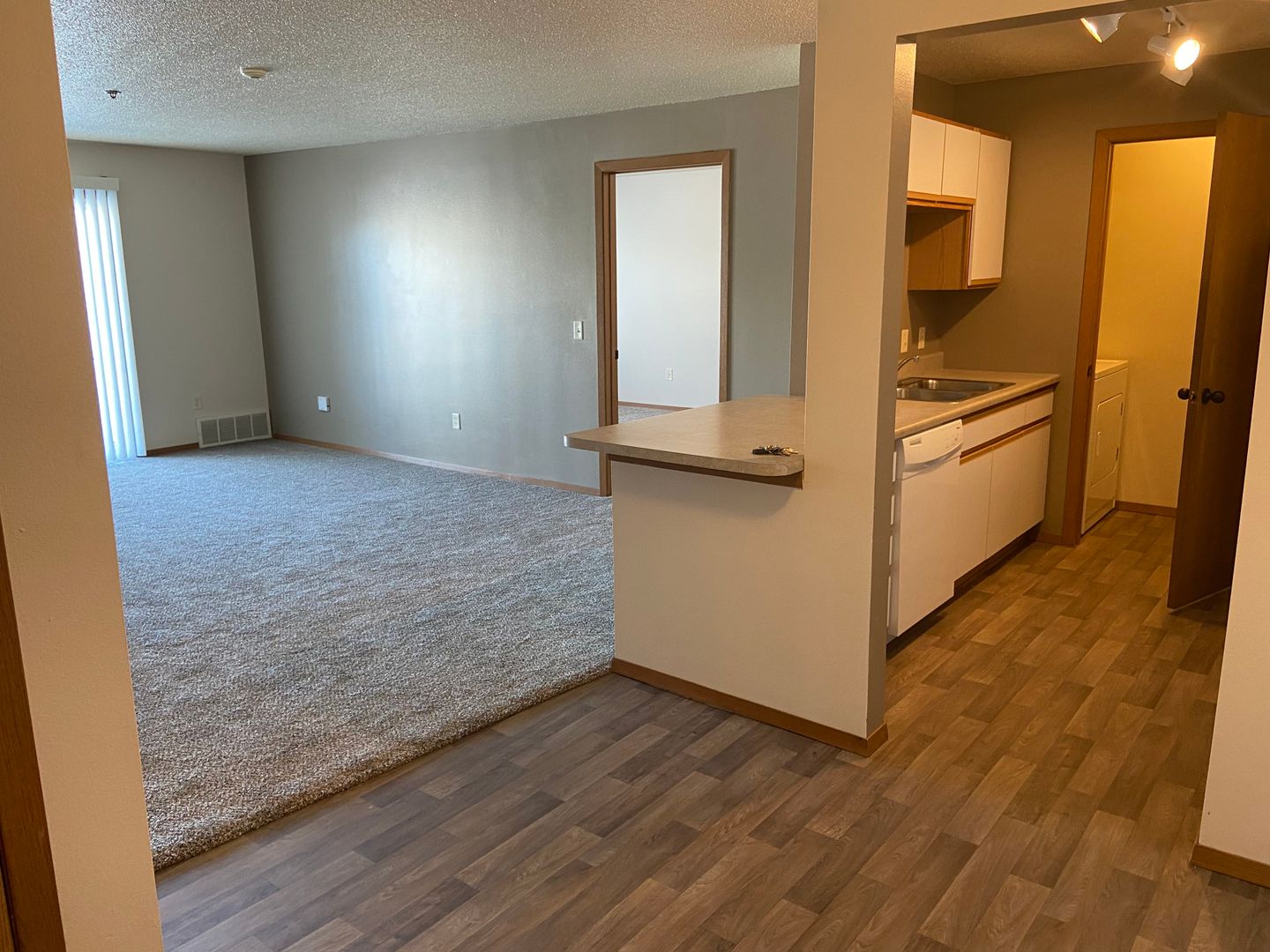 Sioux Falls Apartment: 6320 S Avalon Ave