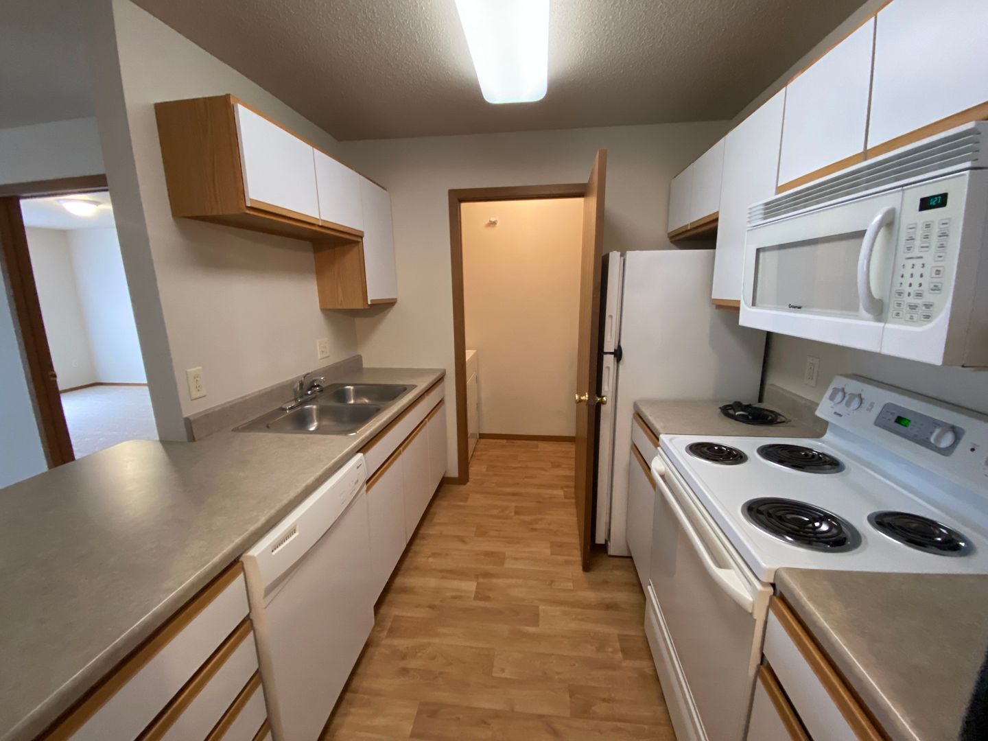 Sioux Falls Apartment: 6320 S Avalon Ave