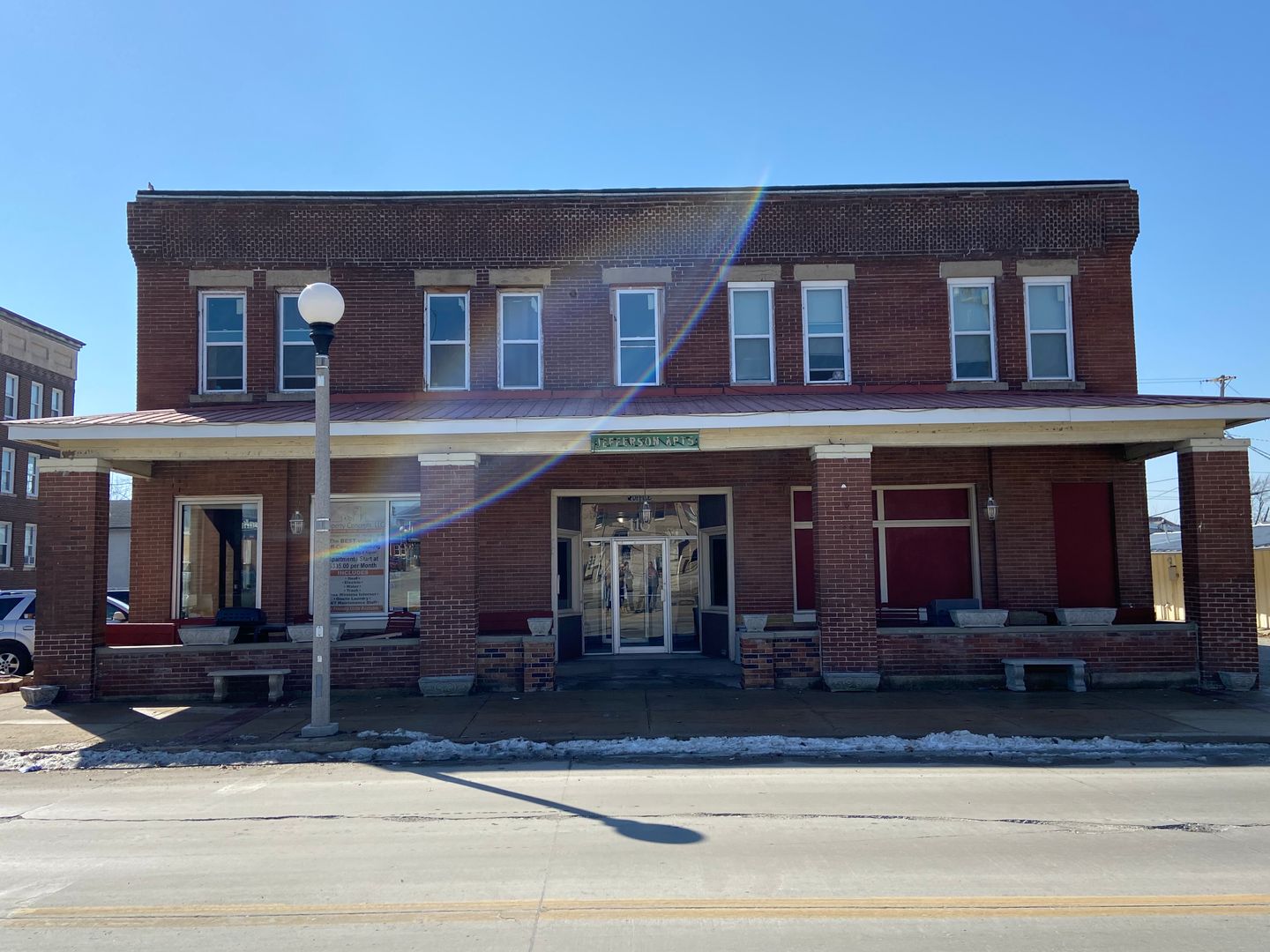 Kirksville Apartment: 116 E Jefferson St