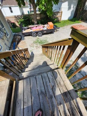 Listing photo thumbnail